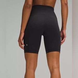 Lululemon Wunder Train High-Rise Short 8"